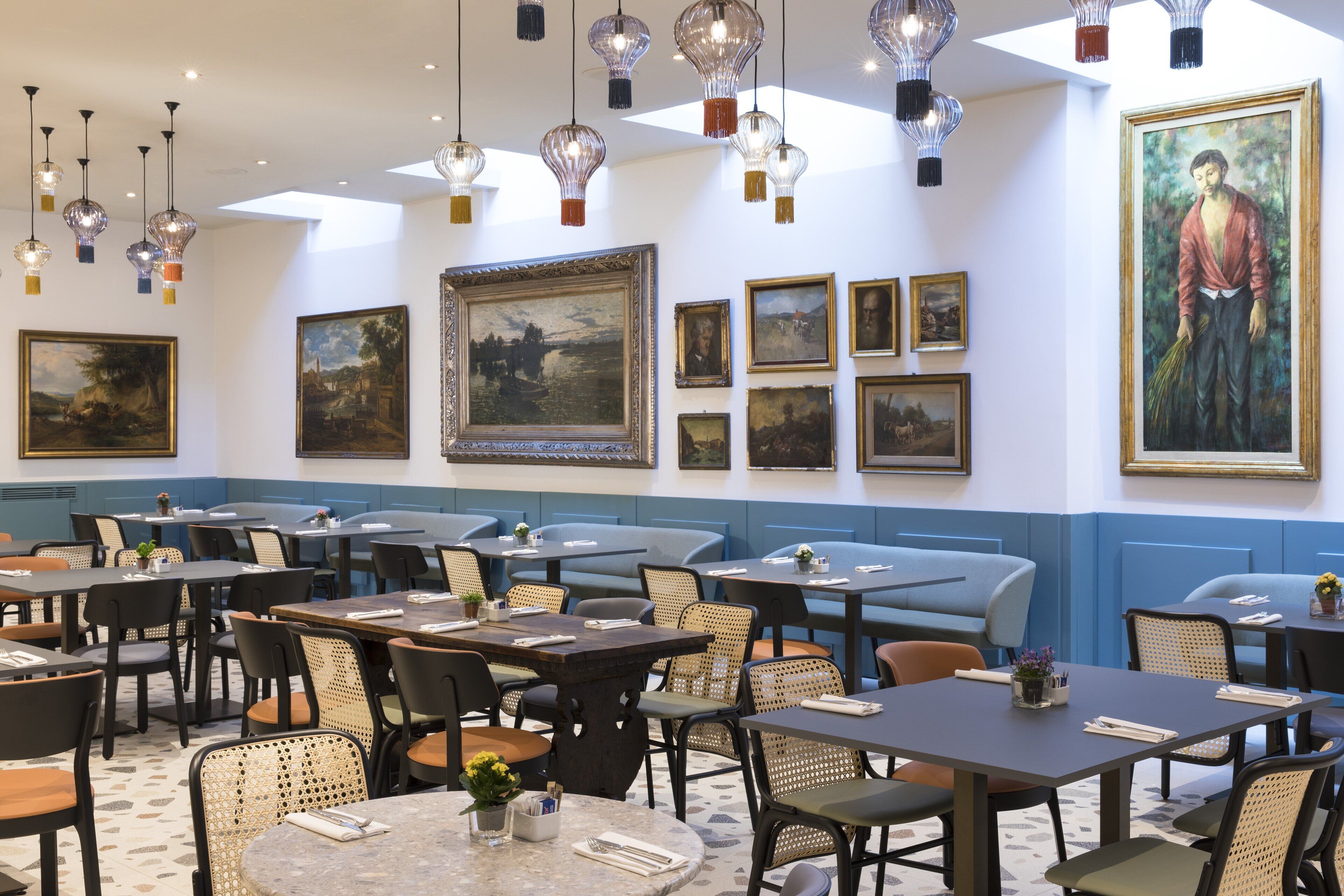 Colazione continentale, servita tutte le mattine (15 EUR a persona) 