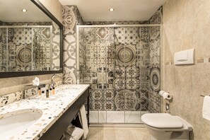 Suite, 1 Bedroom (Living Area) | Bathroom | Shower, designer toiletries, hair dryer, bidet