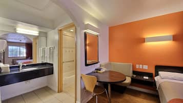 Free WiFi, bed sheets