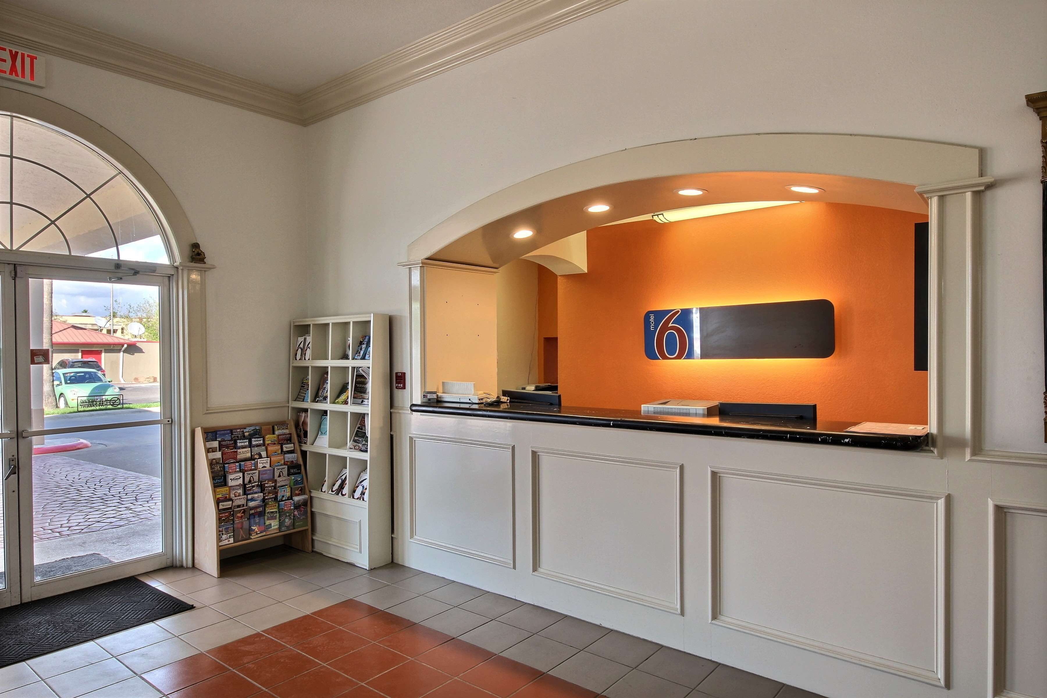 Foto - Motel 6-Edinburg, TX