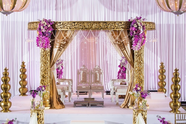 Banquet hall