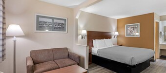 Quality Inn & Suites Stockbridge Atlanta South I-75