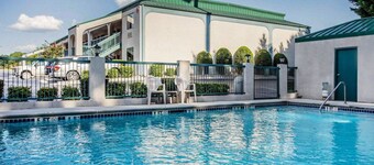 Quality Inn & Suites Stockbridge Atlanta South I-75