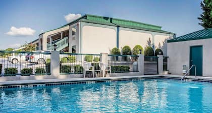 Quality Inn & Suites Stockbridge Atlanta South I-75