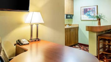 Desk, iron/ironing board, free WiFi, bed sheets