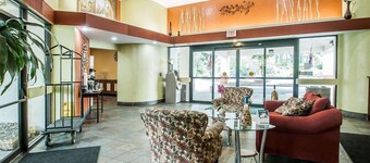 Quality Inn & Suites Kansas City I-435N Near Sports Complex