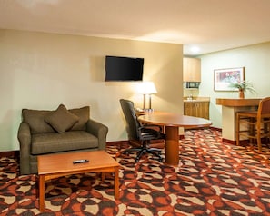 Desk, iron/ironing board, free WiFi, bed sheets
