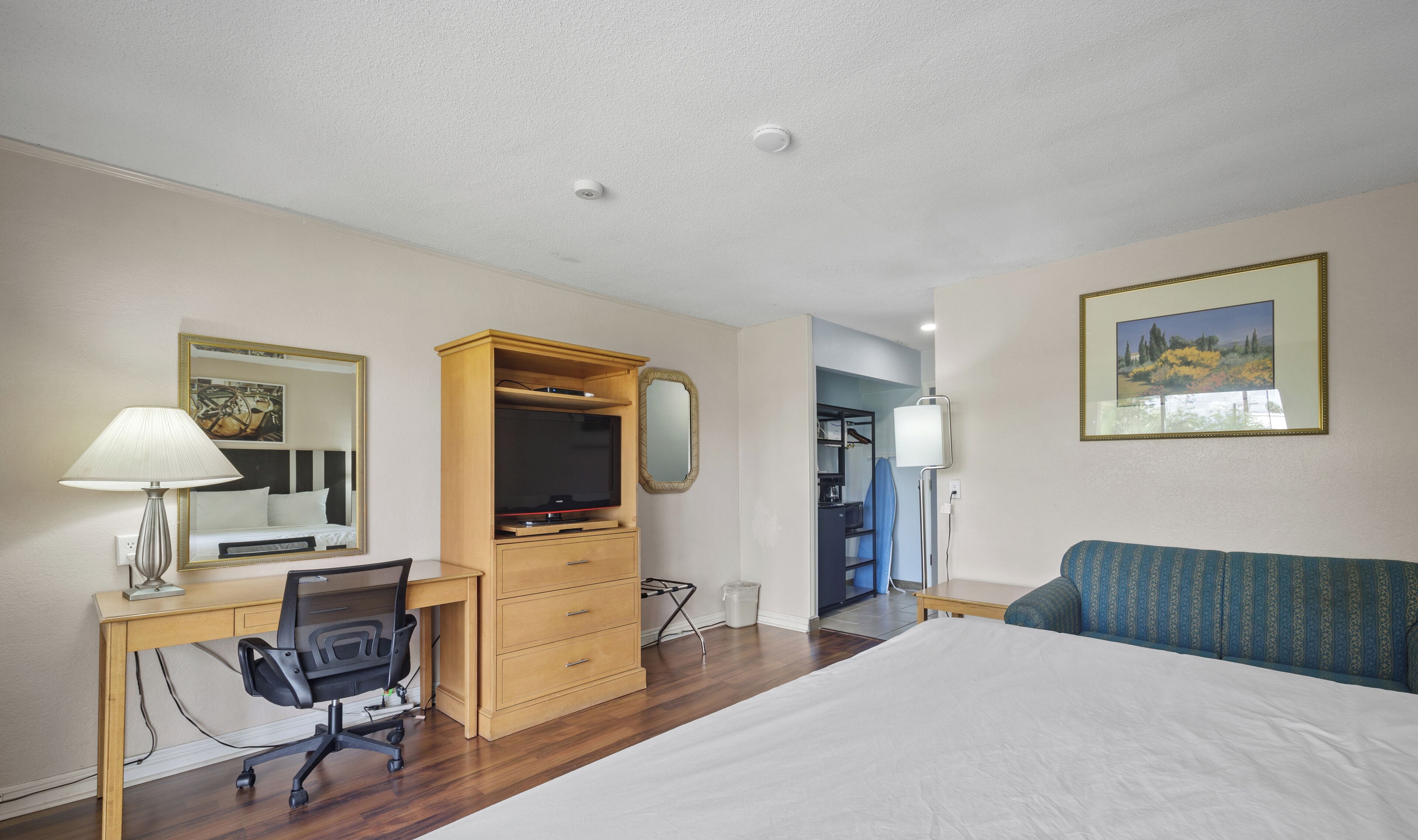 Photo - Sol Springs Inn