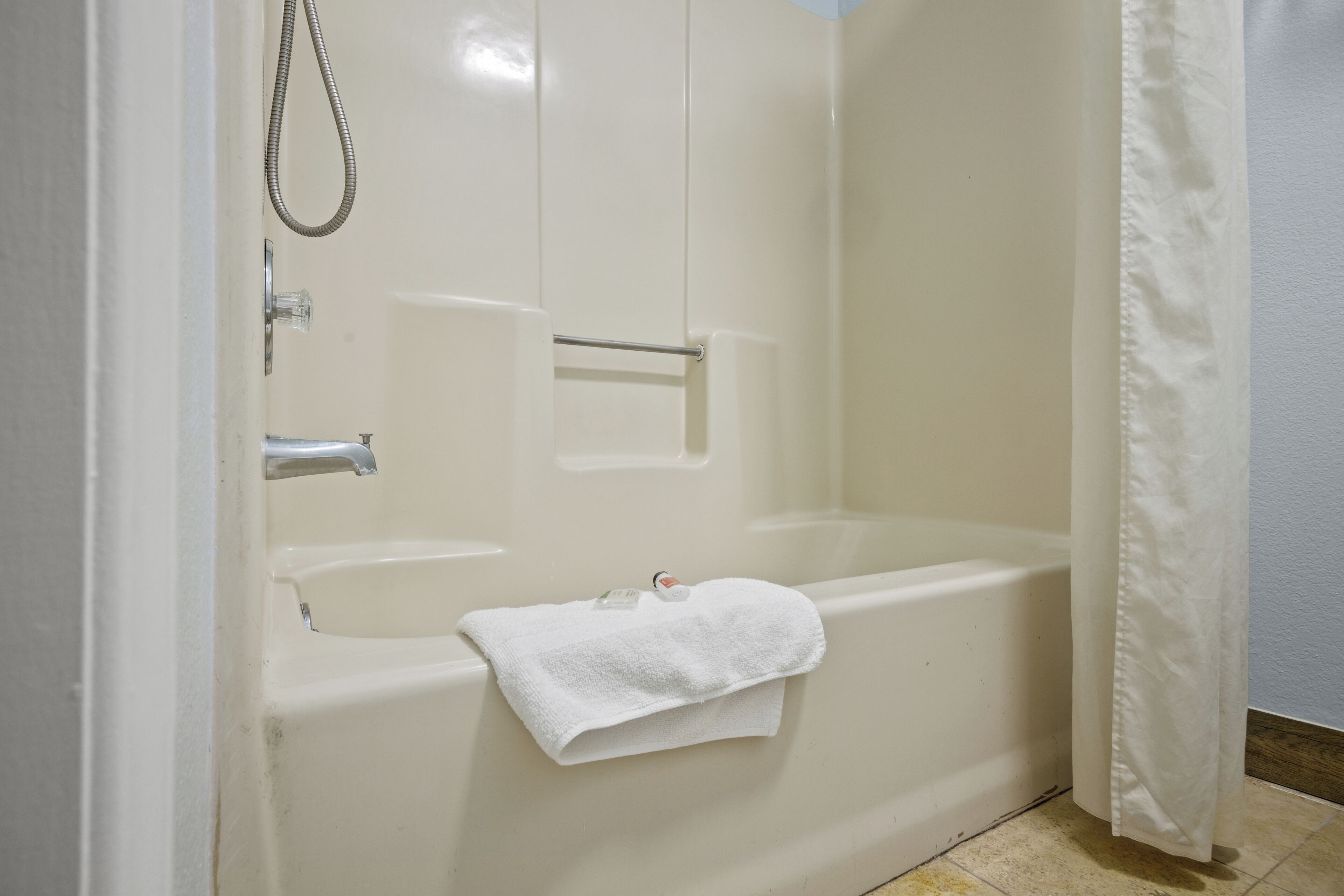 Photo - Sol Springs Inn