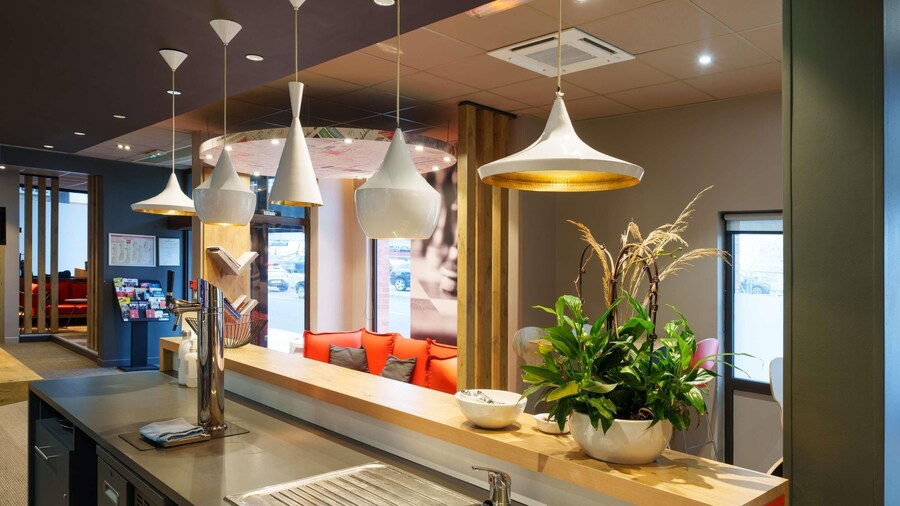 ibis Saint Quentin Basilique