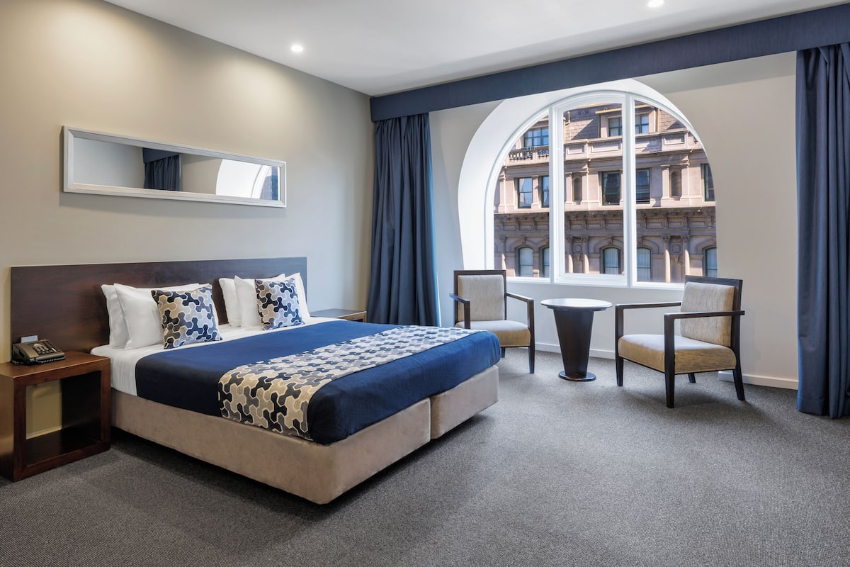 Superior King room