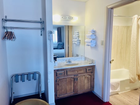 Free toiletries, hair dryer, towels. San Miguel Inn