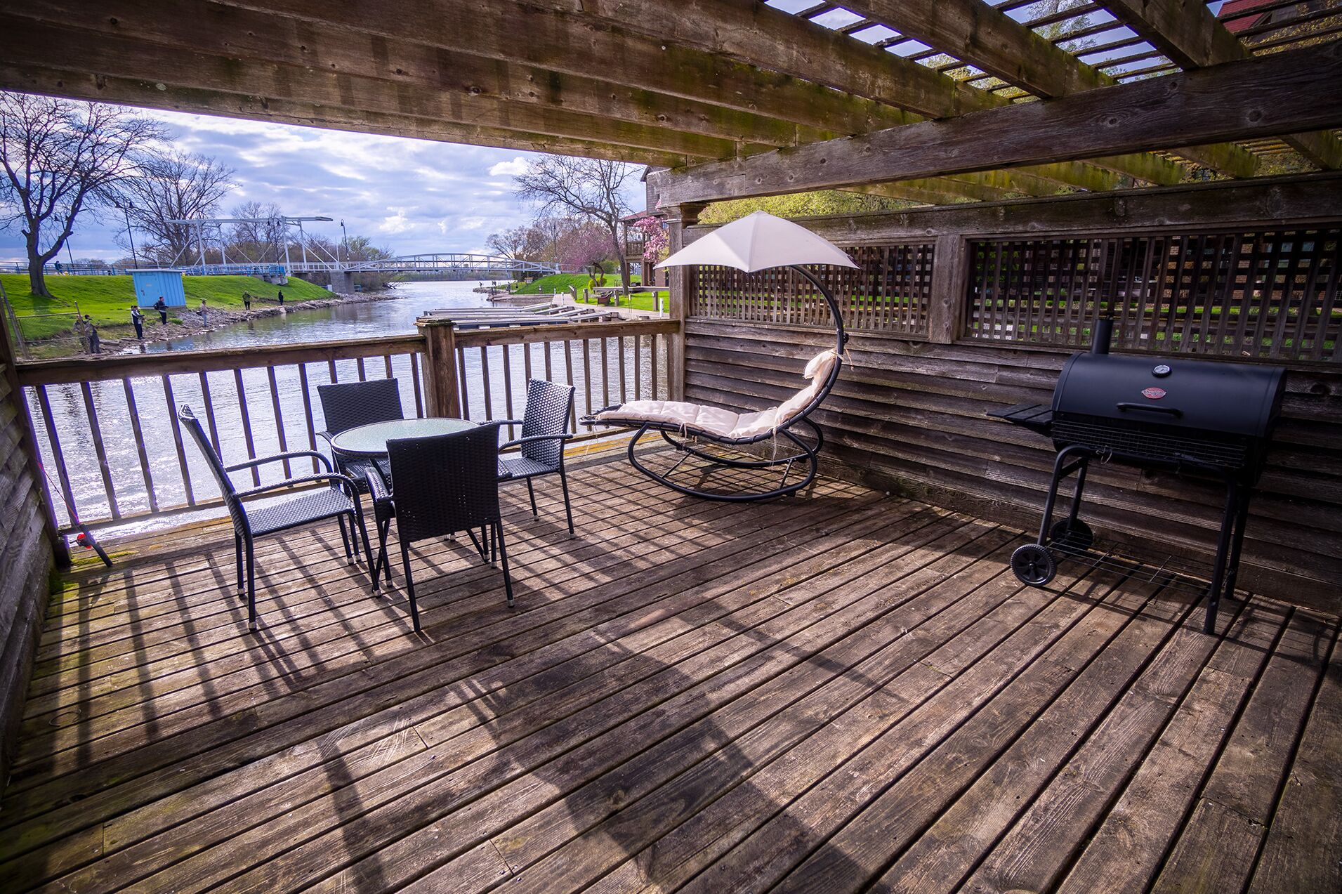 Signature Room, 1 Katil Ratu (Queen), Kitchen, River View | Ruang kerja komputer riba, seterika/papan seterika, Wi-fi percuma 