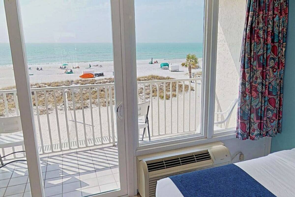 317 - Gulf View 2 Double Standard | Balcony