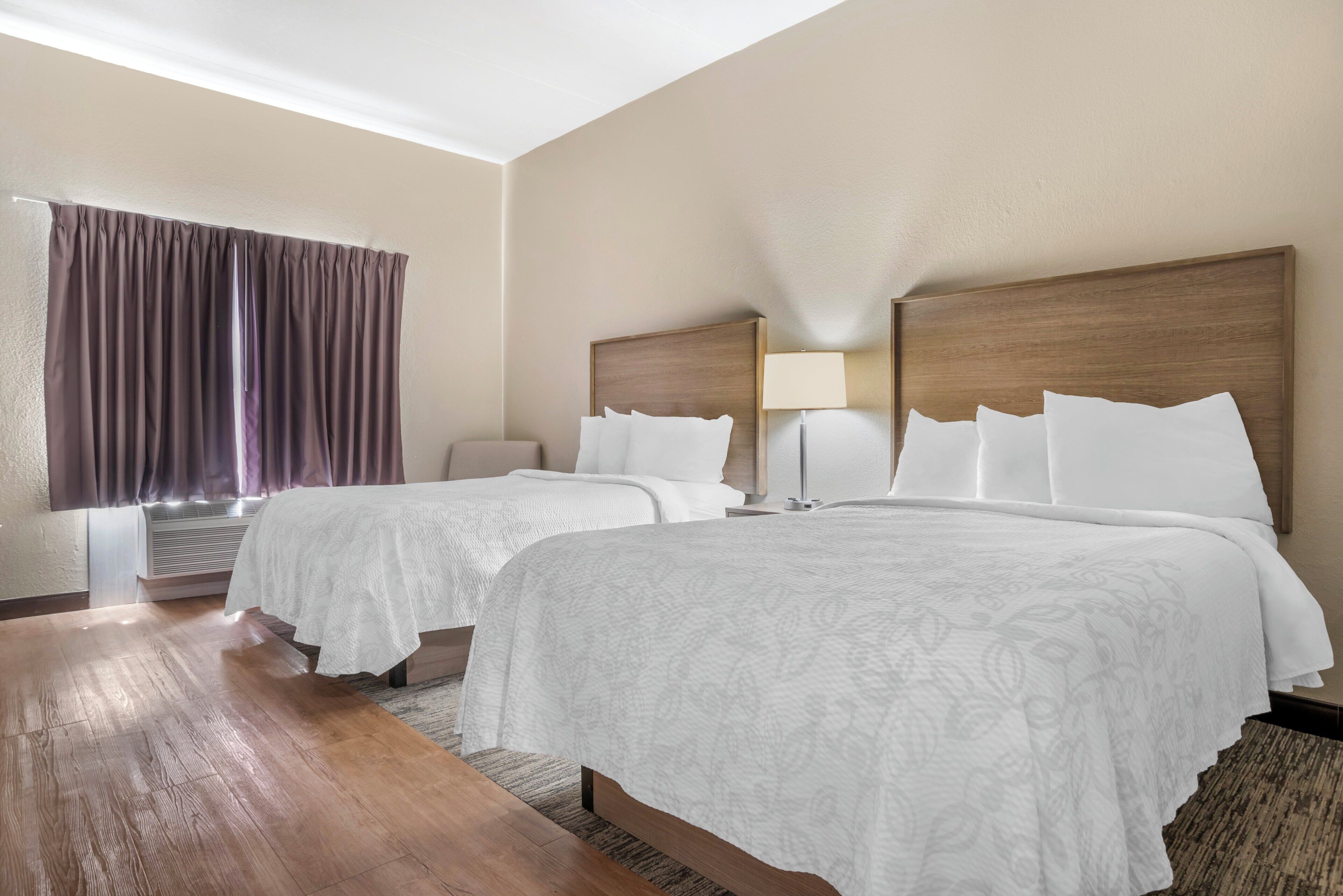 Desk, laptop workspace, free cots/infant beds, free WiFi