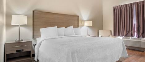 Deluxe Room, 1 King Bed, Accessible (Roll-In Shower, Smoke Free) | Desk, laptop workspace, free cribs/infant beds, free WiFi