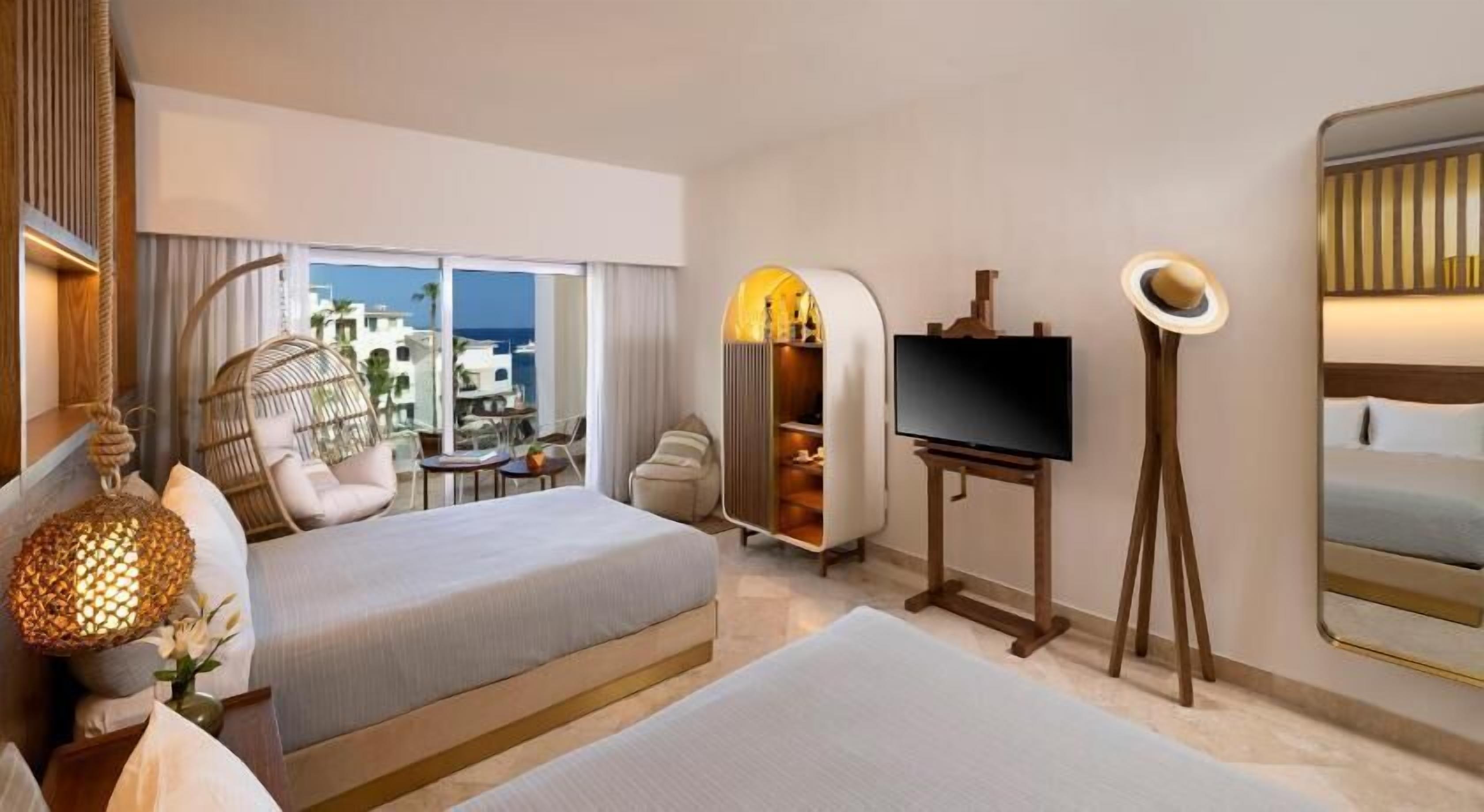 Egyptian cotton sheets, premium bedding, down comforters, pillowtop beds