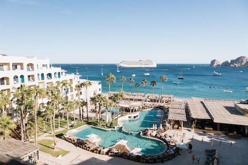 ME Cabo By Melia