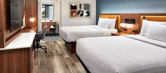 La Quinta Inn & Suites by Wyndham Thousand Oaks-Newbury Park