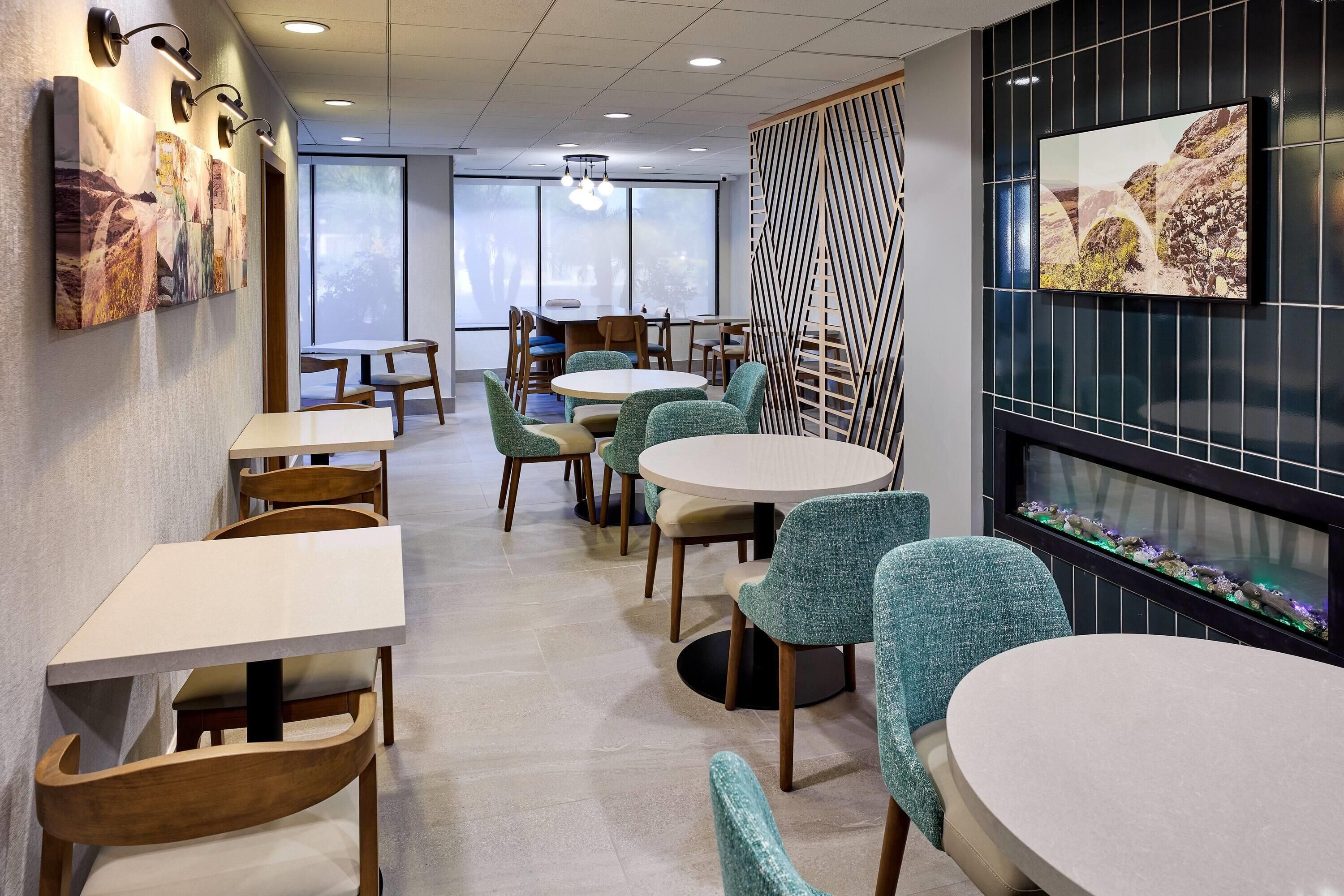 Breakfast area