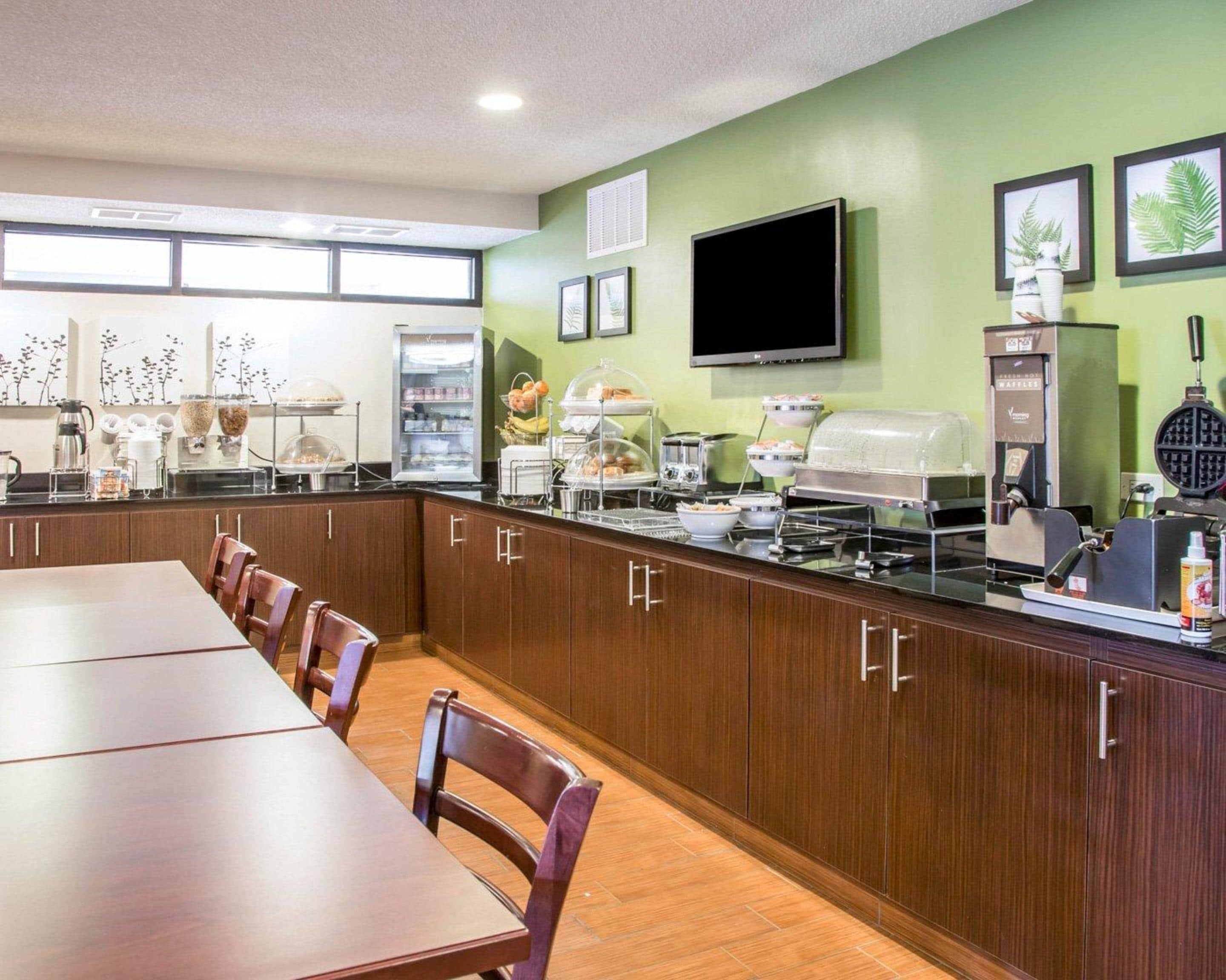 Photo - Sleep Inn Midway Airport Bedford Park
