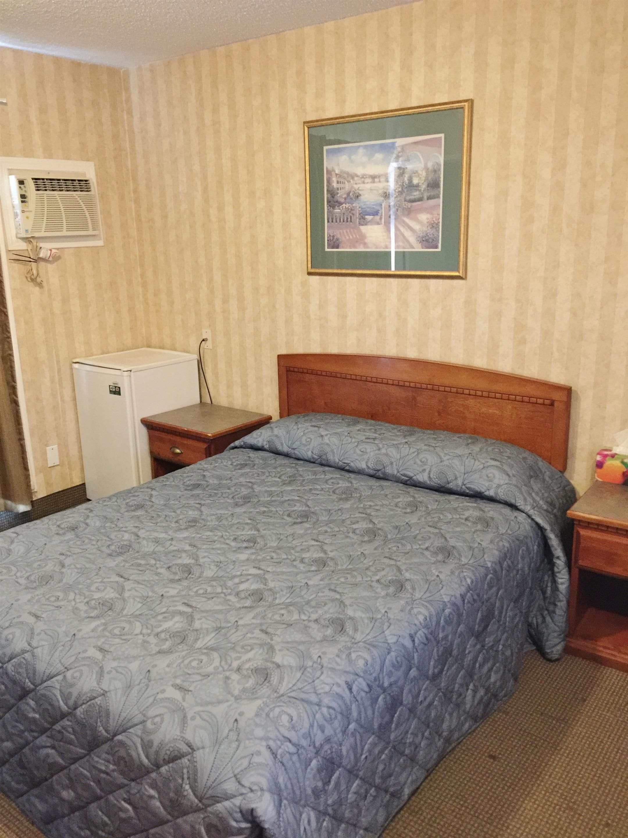 Photo - Canadas Best Value Inn Chinook Station