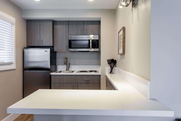 Fridge, microwave, coffee/tea maker