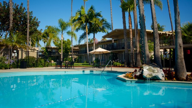 Terrace/patio - Ramada Hotel & Conference Center by Wyndham San Diego North (San Diego)