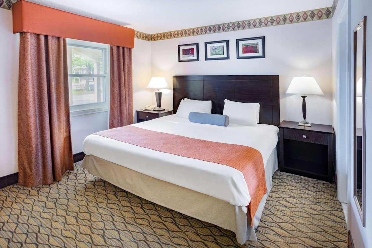 In-room safe, desk, laptop workspace, iron/ironing board