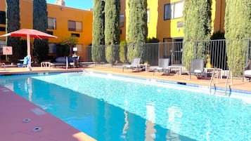 Udendørs pool