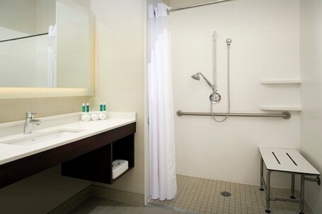 Holiday Inn Express Sedona, an IHG Hotel - Image 46