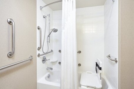 Holiday Inn Express Sedona, an IHG Hotel - Image 36