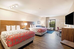 Desk, laptop workspace, blackout drapes, free cribs/infant beds - Econo Lodge Inn & Suites Foley - North Gulf Shores (Foley)