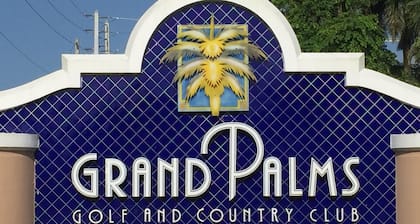 Grand Palms Spa & Golf Resort