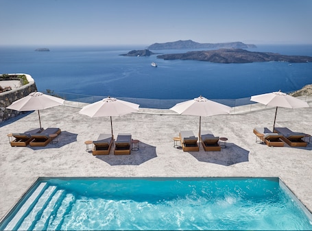 Private pool. Vedema, a Luxury Collection Resort, Santorini