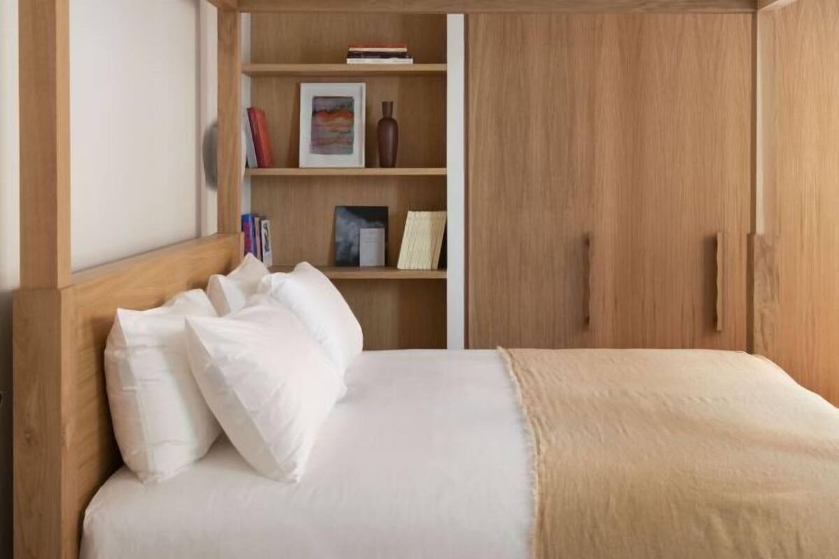 1 bedroom, premium bedding, in-room safe, individually decorated