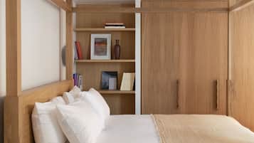 奢華套房, 露台 | 高級寢具、客房內保險箱、獨特裝潢、布置獨特