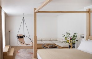 Premium bedding, in-room safe, individually decorated - Nuage Hôtel (Paris)