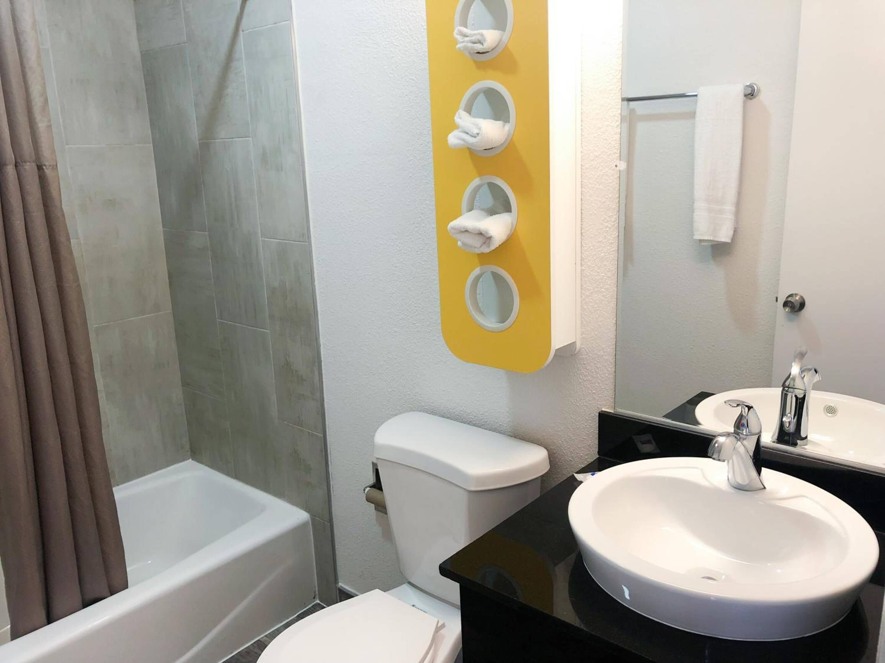 Duschwanne, Handtücher