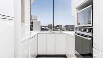 Room, 2 Bedrooms (Cityside) | Desk, iron/ironing board, WiFi, bed sheets