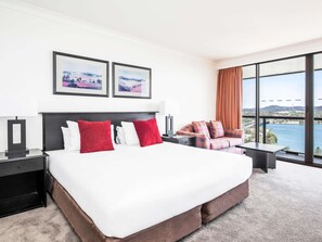 Room, 3 Bedrooms | Desk, iron/ironing board, WiFi, bed sheets - BreakFree Capital Tower (Canberra)