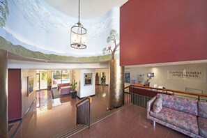 Lobby - BreakFree Capital Tower (Canberra)