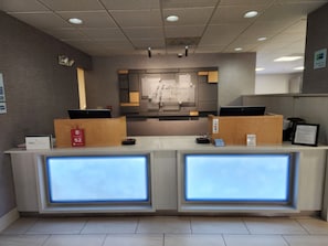 Concierge desk