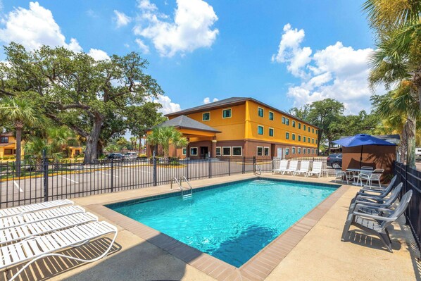 Outdoor pool