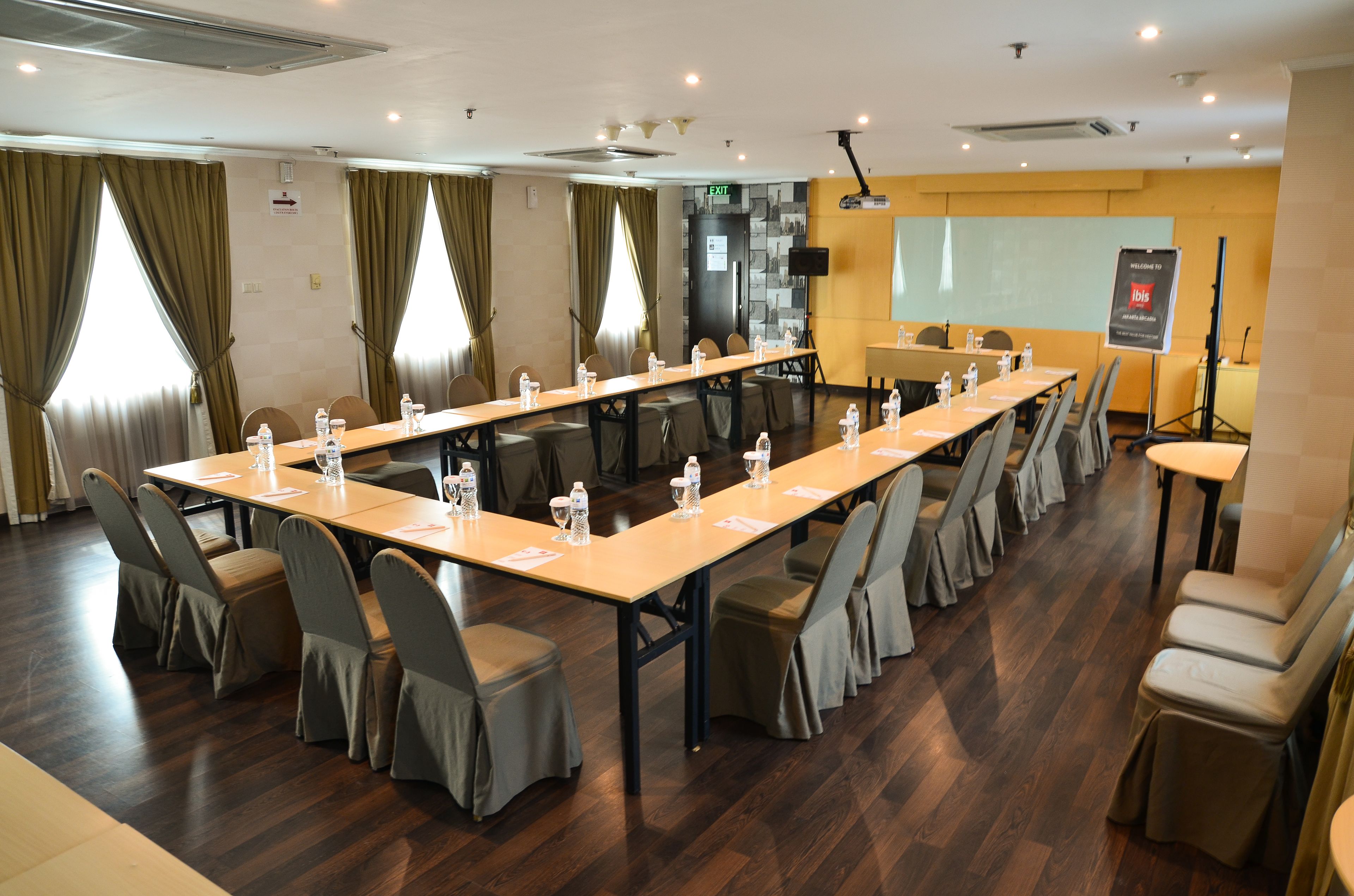 Foto - ibis Jakarta Arcadia