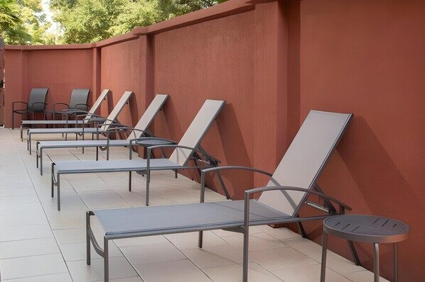 Terrace/patio - City Express By Marriott Lafayette (Lafayette)