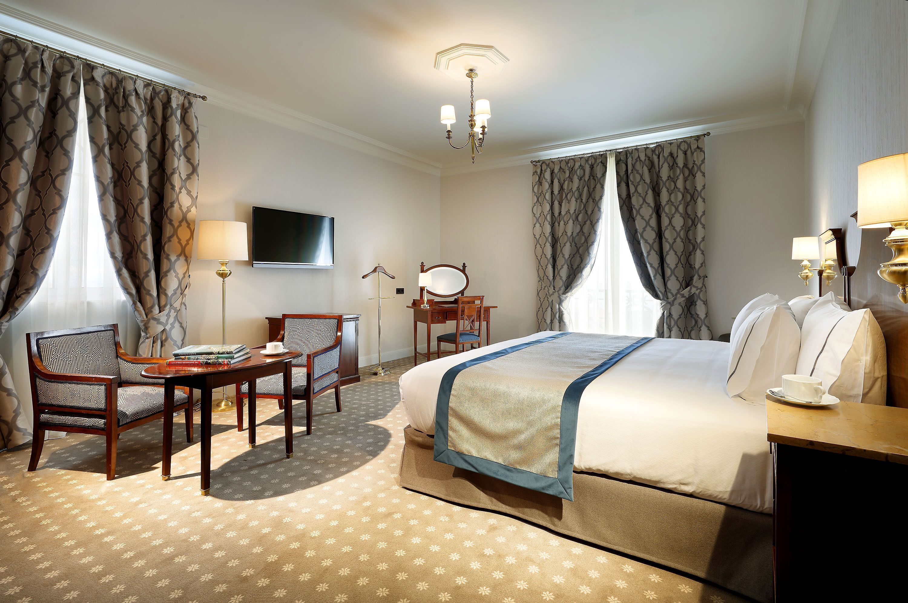 Premium bedding, minibar, in-room safe, desk