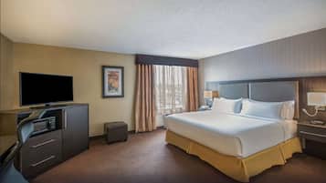 Suite, 1 King Bed with Sofa bed, Non Smoking | Desk, laptop workspace, blackout drapes, soundproofing