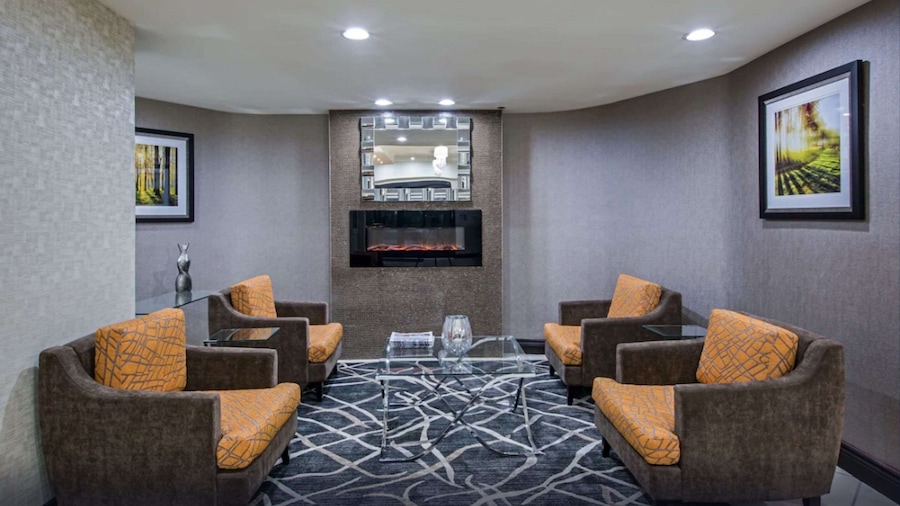 Quality Inn & Suites Regina Downtown