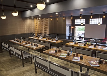 Meeting space at The Saguaro Palm Springs